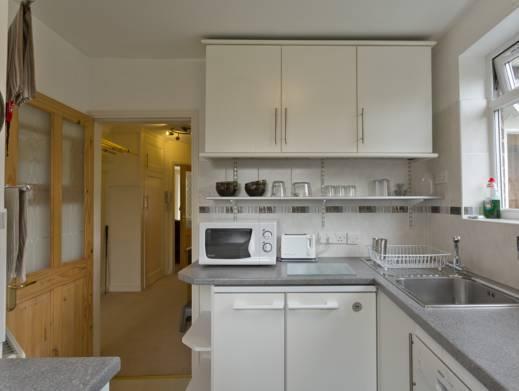 Poplar House Serviced Apartment